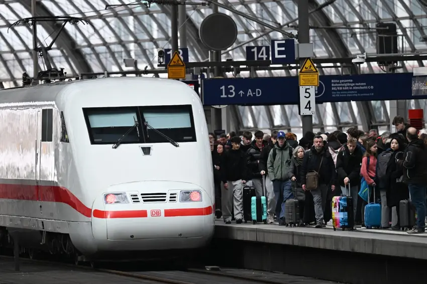 Passengers warned of trouble ahead as Deutsche Bahn announces huge loss