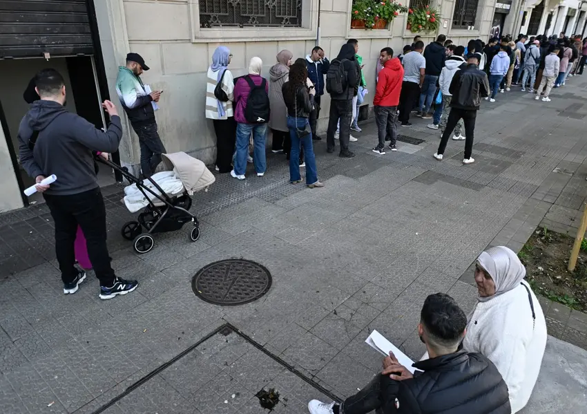 GUIDE: How to apply for Spain's migrant regularisation