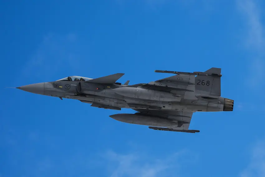 Swedish fighters intercept Russian jets near border