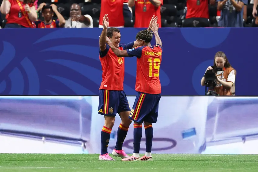 Yamal and Oyarzabal shine as Spain thrash Saudi Arabia 4-0