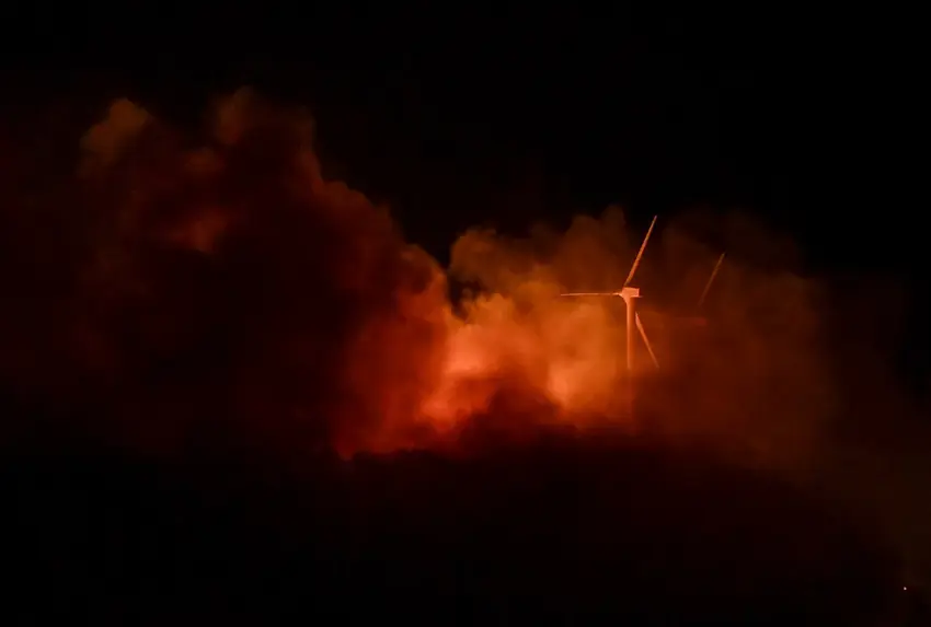 Spain back on wildfire alert as blaze hits northeast