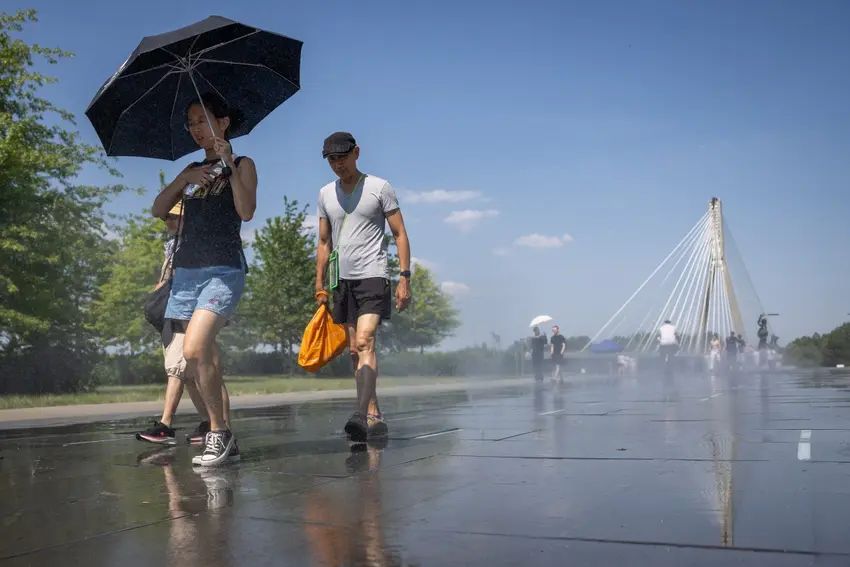 At least 12,000 excess deaths in Europe's June heatwave