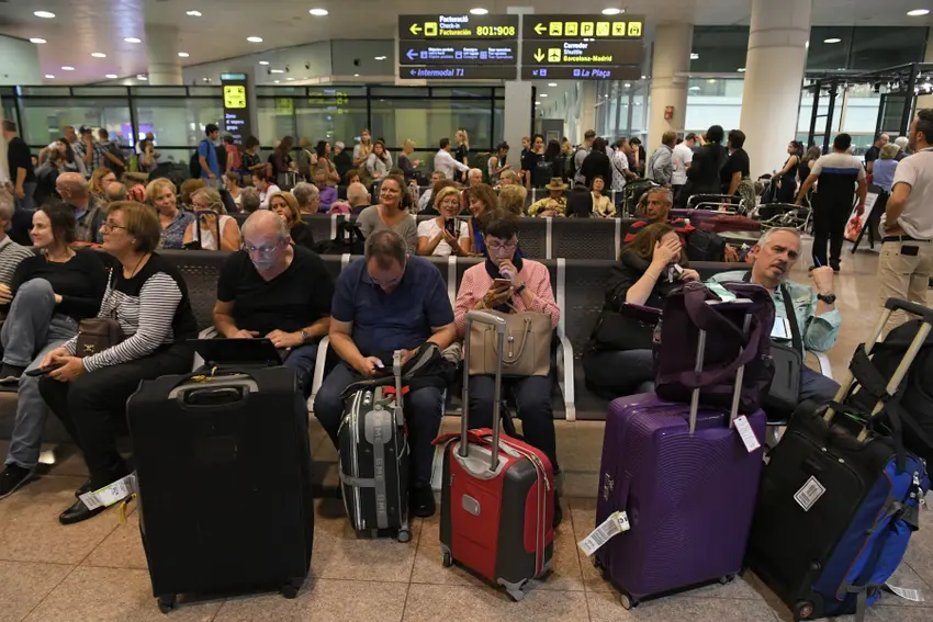 6,000 lost bags and 270 flights cancelled: Barcelona airport strike rages on