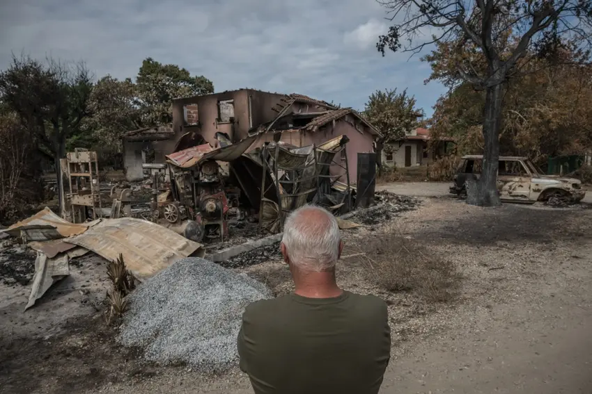 Fire-hit France region 'coming up for air' as main blaze calms