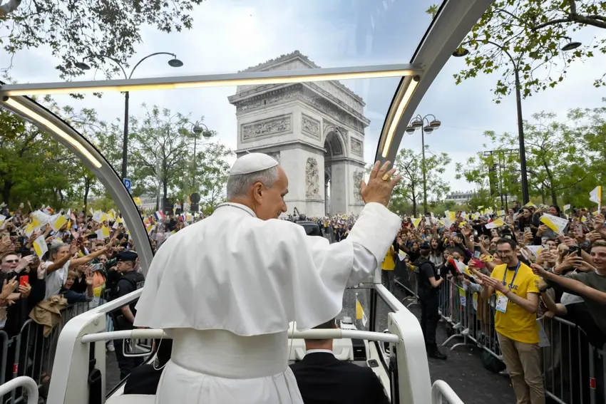 Pope to meet victims of clerical sex abuse on France trip